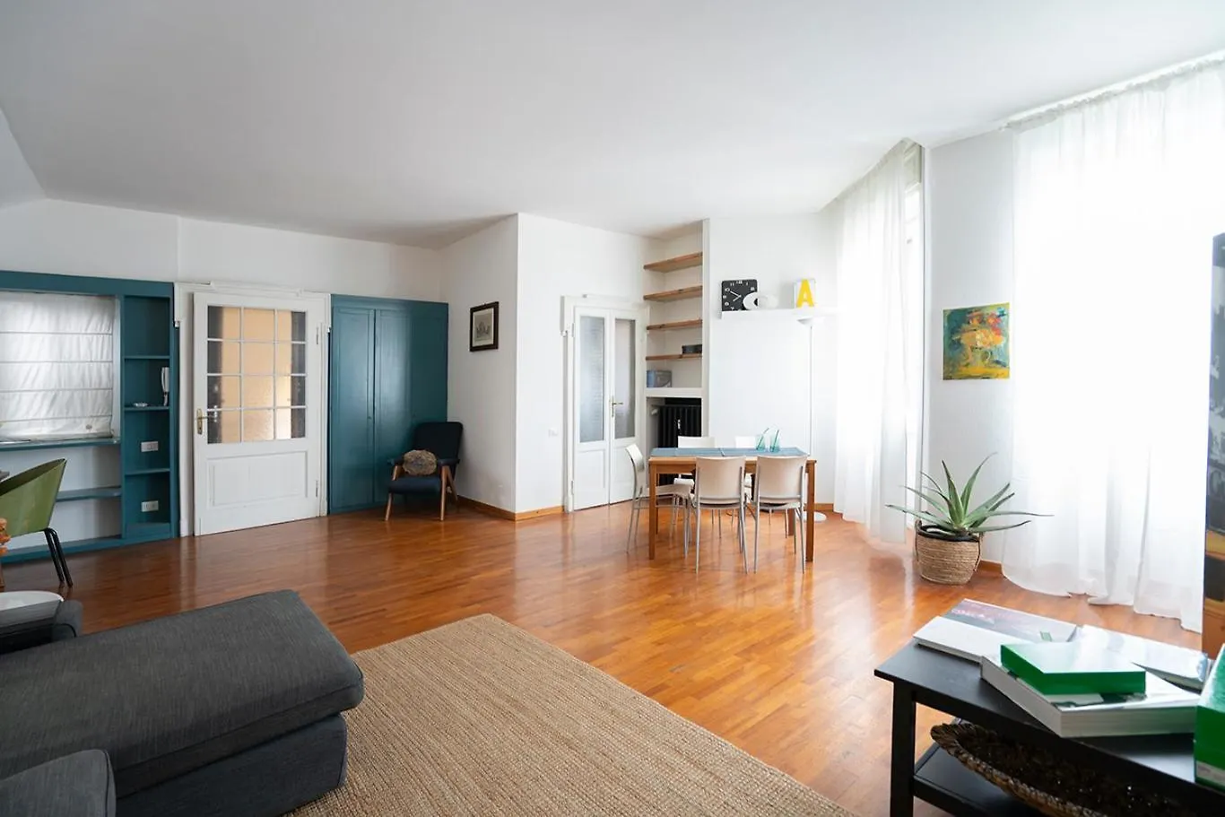 Arts At Porta Romana Milan Apartment