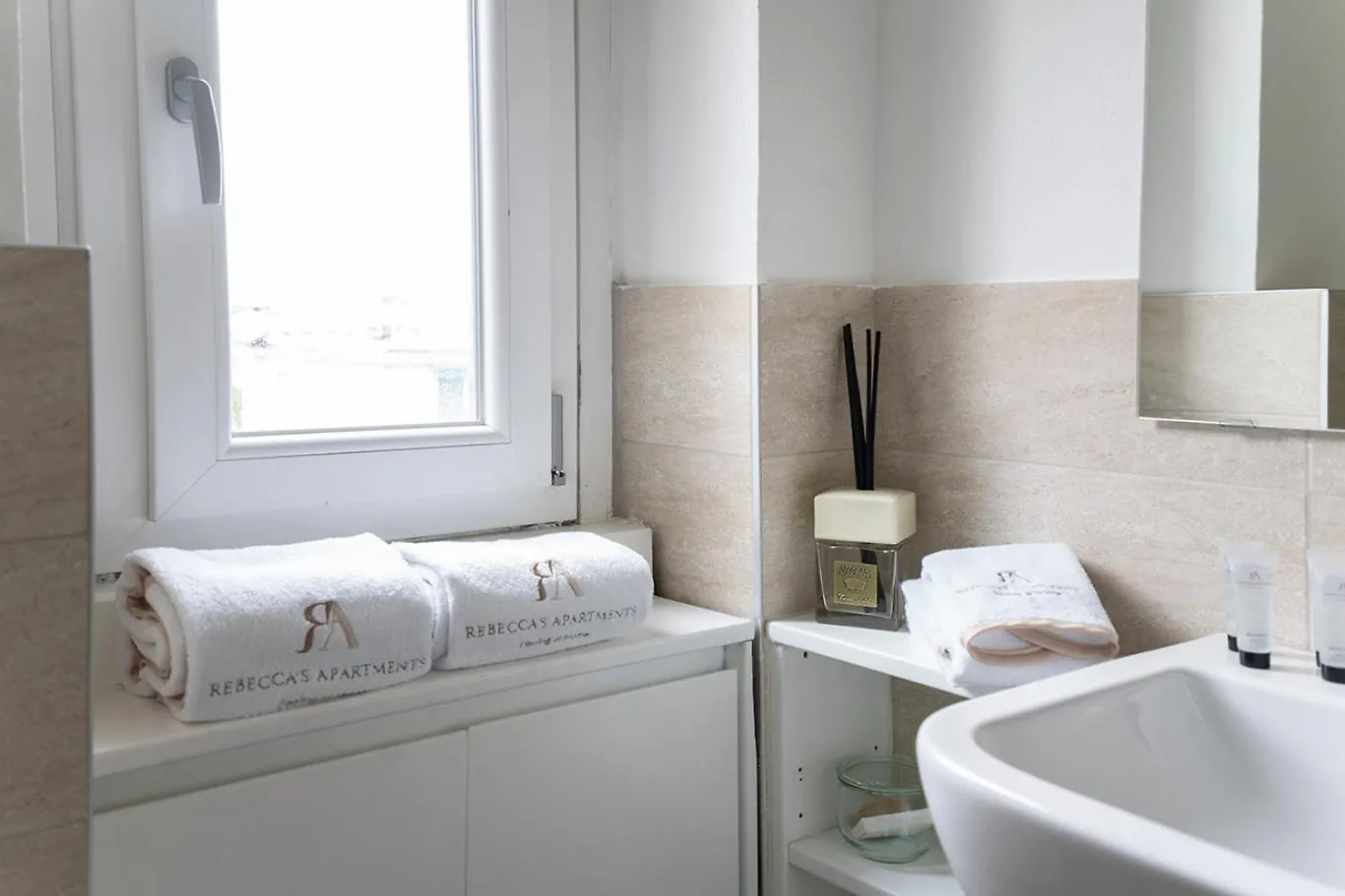 Arts At Porta Romana Milan Apartment