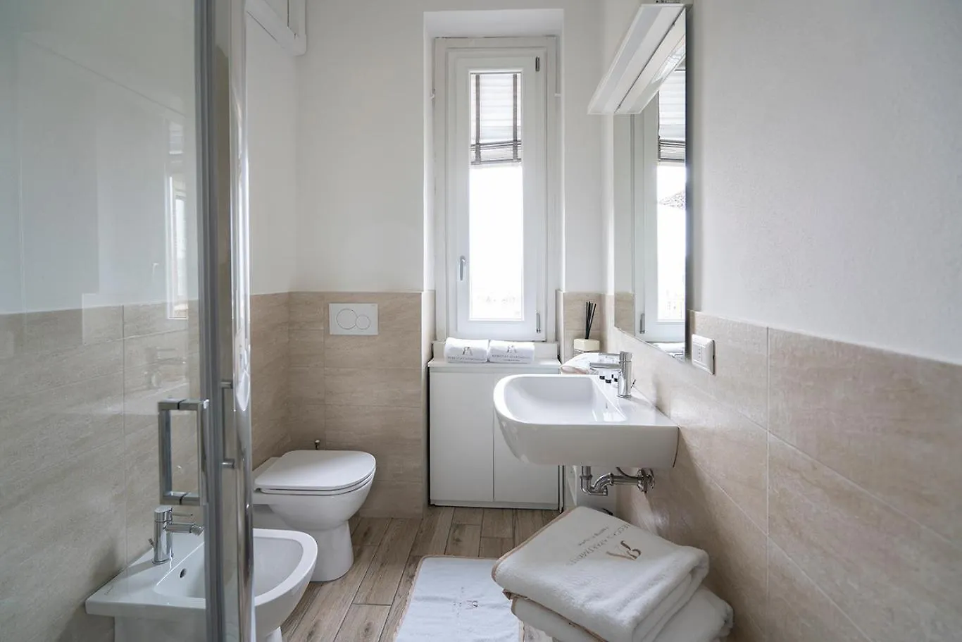 Arts At Porta Romana Milan Apartment